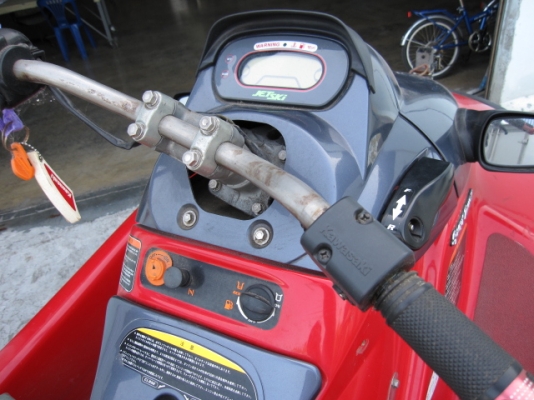 ขายเจ็ทสกี "KAWASAKI 1100 cc."พร้อม เทเลอบรรทุกเรือ สวยๆ