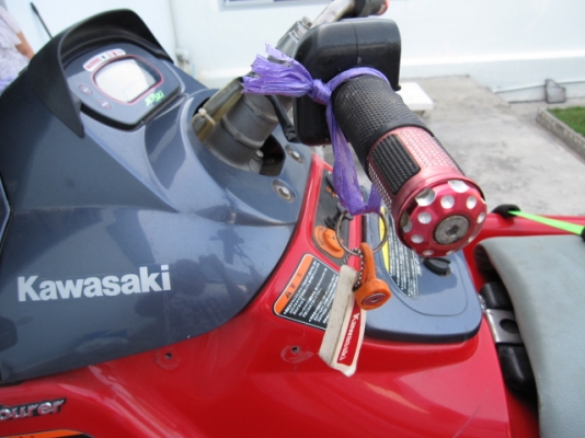 ขายเจ็ทสกี "KAWASAKI 1100 cc."พร้อม เทเลอบรรทุกเรือ สวยๆ