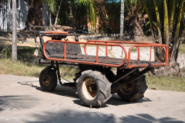 ขายรถ3ล้อ บรรทุกสินค้าอเนคประสงค์ มีเกียร์ สภาพเดิมๆจากญี่ปุ่นยังไม่เคยใช้ในไทย 12,500เท่านั้น!