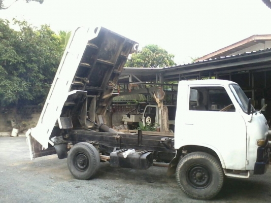 สี่ล้อกลางดั้ฟ สี่ล้อกลางดั้ฟ