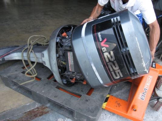 ขายเครื่องเรือ"YAMAHA 225 V6" เดิมๆ มือสองจากญี่ปุ่น