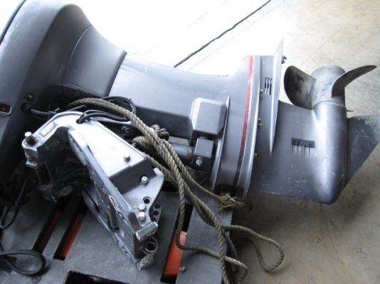 ขายเครื่องเรือ"YAMAHA 225 V6" เดิมๆ มือสองจากญี่ปุ่น