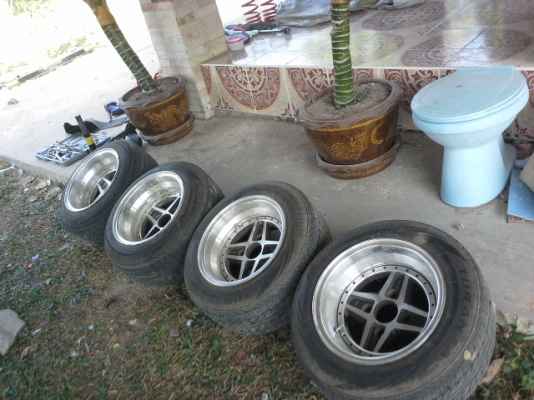 ขายแม็กพร้อมยางcrossขอบ13" f8r9ลึกๆยางดึงๆสวยงามตามรูปไม่คดไม่ดุ้งสวยคร้าบ สนใจinbox/01-7915677คร้าบ ขายแม็กพร้อมยางcrossขอบ13" f8r9ลึกๆยางดึงๆสวยงามตามรูปไม่คดไม่ดุ้งสวยคร้าบ สนใจinbox/01-7915677คร้าบ