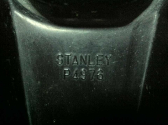 ขายไปแล้วครับ ขอขอบคุณผู้ซื้อที่ขับรถมาีรับถึง หมู่บ้านชวนชม พุทธมลฑล สาย 8 เป็นอย่างสูงครับ โคมไฟหน้า นูโว MX 115 แท้ติดรถ ราคาพร้อมส่งพัสดุ มารับเองลดได้ครับ