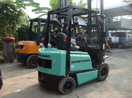 +++ ขาย รถโฟล์คลิฟท์  SUMITTOMO  FD15   (รถนอก สภาพดี สวยพร้อมใช้) เครื่องยนต์ดีเซล  เสา 3 เมตร  เกียร์ธรรมดา  งา 1,070  มม.  ยางตัน  +++ รายละเอียดคุยได้ครับ+++