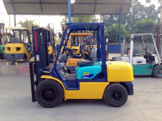 -:-*&bull;*ข า ย ร ถ ย ก เ ก่ า น อ ก*&bull;*-:- KOMATSU FD30-14 เสาสูง3เมตร