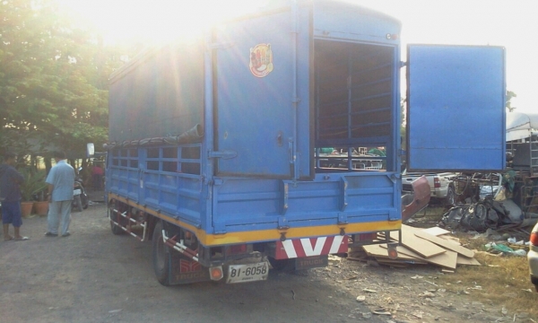 ขาย NQR ปี 47 ยาว 5 เมตร