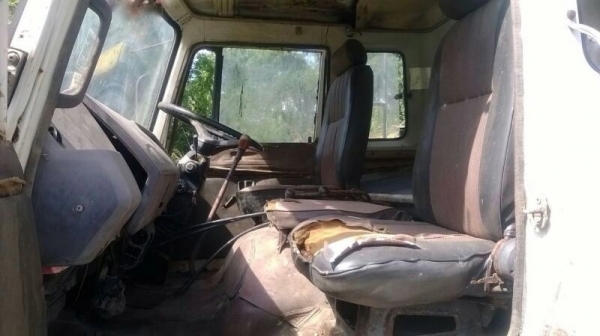 รถฮีโน่ 10 ล้อดั้ม F18   187 แรงม้า. สนใจติดต่อ 081 - 6079515