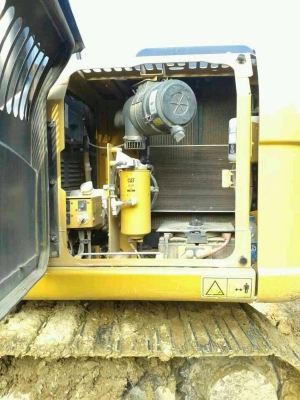 รถแบคโฮ CAT  312D  ( รถทำงาน 1,3xx ซม. )  สนใจติดต่อ 081 - 6079515