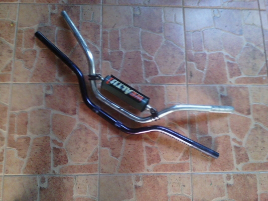 ขายแฮนด์อลูมิเนียม (หุน)