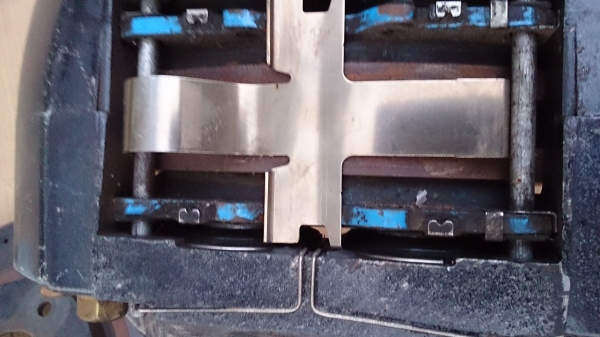 เบรคหน้า nissan skyline (ขายแล้วครับ)