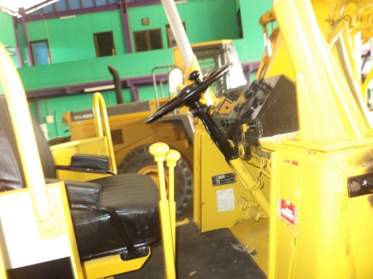 510-17015รถตักKOMATSUตอนนี้รถจอดที่(CSนวนคร)ครับ