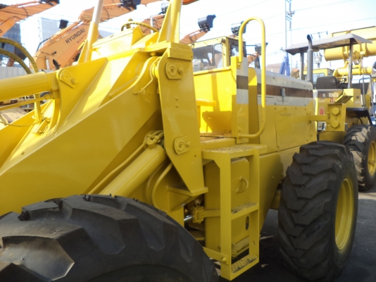 510-17015รถตักKOMATSUตอนนี้รถจอดที่(CSนวนคร)ครับ