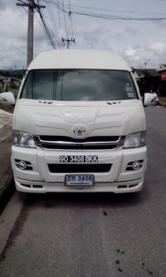 ขายรถตู้ TOYOTA HIACE COMMUTER D4D 2.5 MT ปี 2010 แต่ง VIP สุดๆ ขายรถตู้ TOYOTA HIACE COMMUTER D4D 2.5 MT ปี 2010 แต่ง VIP สุดๆ