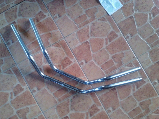 ขายแฮนด์หุนปีกนกกว้าง อันละ 850-