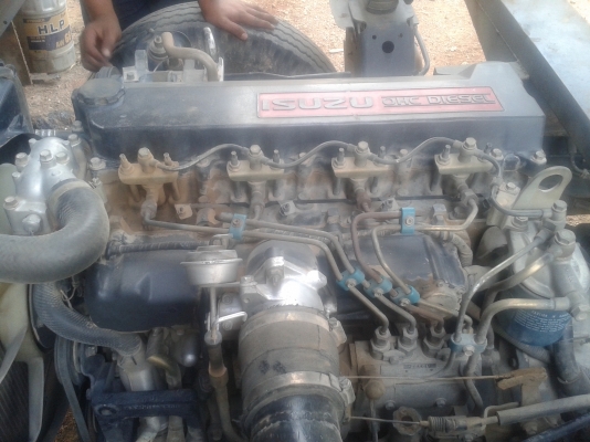 รถหกล้อดั้ม Isuzu