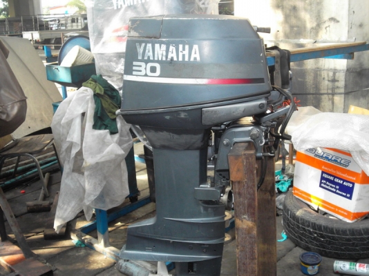 เครื่องเรือ yamaha 30 dem  3 สูบ 29,000 บาท เครื่องเก่าญี่ปุ่น