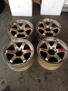 ขายล้อ TE37 SL ขอบ17 " 6รู สีทอง สวยๆถูกๆึครับ