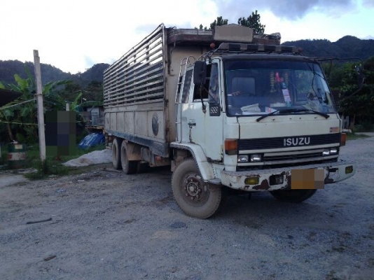 ISUZU FVM ยอดจัดไฟแนนซ์ได้ 300,000 บาท ราคาล่าสุด 560,000 บาทค่ะ ISUZU FVM ยอดจัดไฟแนนซ์ได้ 300,000 บาท ราคาล่าสุด 560,000 บาทค่ะ