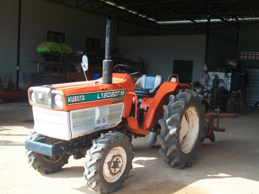 รถไถเล็กคูโบต้าญี่ปุ่นขับ4x4