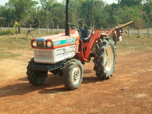 รถไถเล็กคูโบต้าญี่ปุ่นขับ4x4