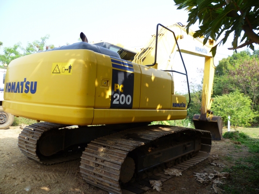 ขาย แบคโฮ KOMATSU PC200-7