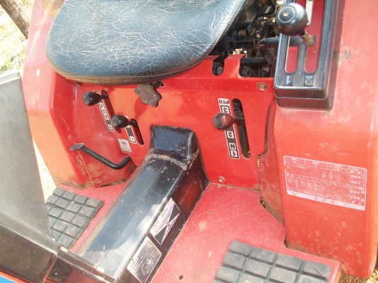 รถไถเล็กยันม่าร์พร้อมโรตารี่้ รถไถเล็กยันม่าร์พร้อมโรตารี่้