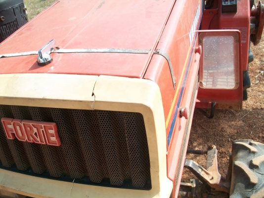 รถไถเล็กยันม่าร์พร้อมโรตารี่้ รถไถเล็กยันม่าร์พร้อมโรตารี่้