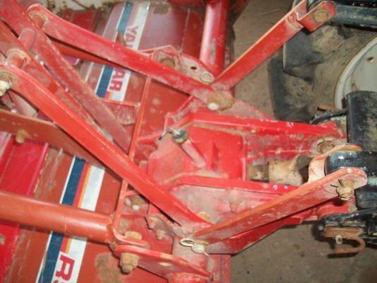 รถไถเล็กยันม่าร์พร้อมโรตารี่้ รถไถเล็กยันม่าร์พร้อมโรตารี่้