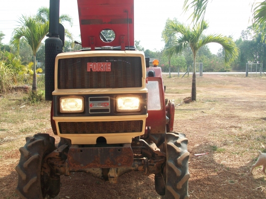 รถไถเล็กยันม่าร์พร้อมโรตารี่้ รถไถเล็กยันม่าร์พร้อมโรตารี่้