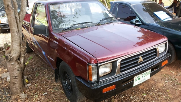 ***ขายแล้วครับขอบคุณ Truck2hand ขาย กระบะตอนเดียว MITSU L200 CYCLONE ปี34/91 เครื่องเดิมเกียรืเดิม แน่นดีแรง ช่วงล่างคัสซีดีไม่ปะไม่ดาม กระบะเก็บงานแล้ว รถเคลียร์สี สีสันดีภายในดีคอนโซลดี แอร์เย็น พ.ธรรมดา ยางดี4เส้น ทะเบียนเต็ม พร้อมใช้งาน เอกสารครบ ราคา