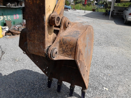 ขายแม็กโครKOMATSU   PC 60-1 รถสวยพร้อมใช้