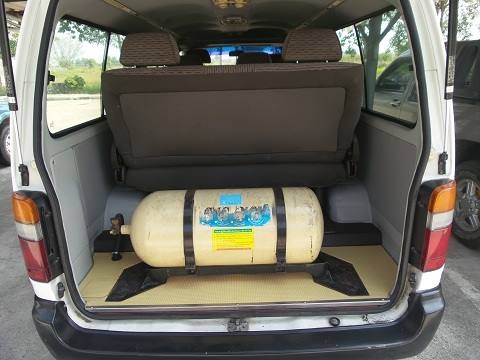 ขาย รถตู้ hiace พร้อมใช้งาน ขาย รถตู้ hiace พร้อมใช้งาน