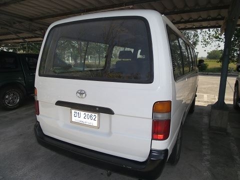 ขาย รถตู้ hiace พร้อมใช้งาน ขาย รถตู้ hiace พร้อมใช้งาน