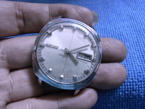 6ม.ค.((น้าเล็ก)) นำเสนอนาฬิกาข้อมือ หลายเรือน 6ม.ค.((น้าเล็ก)) นำเสนอนาฬิกาข้อมือ หลายเรือน