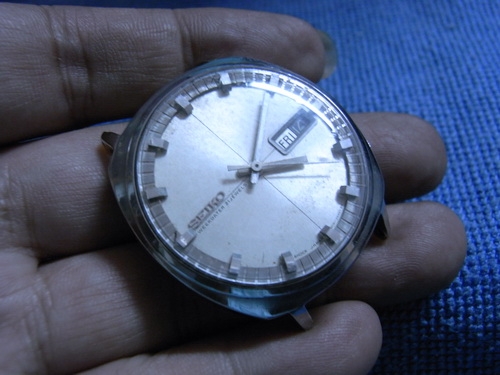 6ม.ค.((น้าเล็ก)) นำเสนอนาฬิกาข้อมือ หลายเรือน 6ม.ค.((น้าเล็ก)) นำเสนอนาฬิกาข้อมือ หลายเรือน