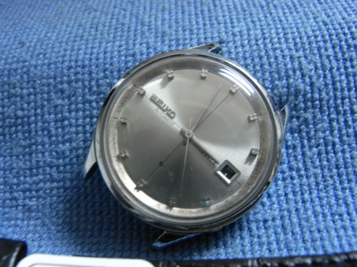 6ม.ค.((น้าเล็ก)) นำเสนอนาฬิกาข้อมือ หลายเรือน 6ม.ค.((น้าเล็ก)) นำเสนอนาฬิกาข้อมือ หลายเรือน