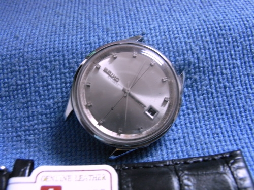 6ม.ค.((น้าเล็ก)) นำเสนอนาฬิกาข้อมือ หลายเรือน