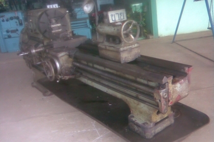 เครื่องกลึง 10 ฟุตตัวใหญ่ระบบต่างๆใช้งานปกติครับ  ขนาด 10  ฟุตครับ พร้อมมีหัวฉีด  เป็นเครื่องที่ซื้อมามือหนึ่งป้ายแดงครับสนใจสอบถามได้ครับ