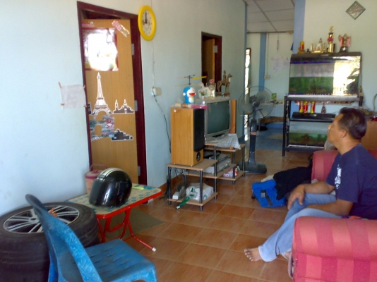 ขายที่จ.ชลลบุรี เขต พนัสนิคม พร้อมบ้าน ด่วนมากๆ