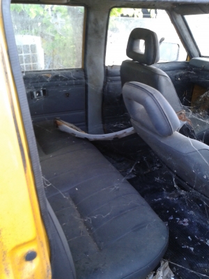 ขายซากรถกะบะ 4 ประตูยี่ห้อ นิสสัน SD23 รถประมูลราชการมาครับ