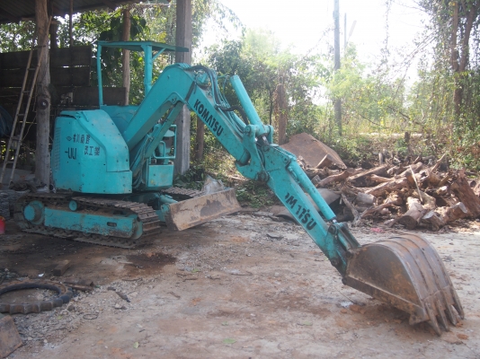 ขายด่วน 200,000 komatsu 28uu-2 โซ่เปลี่ยนใหม่แล้ว รถใช้งานอยู่ตลอด โทร 080-1253450 ต่อรองได้