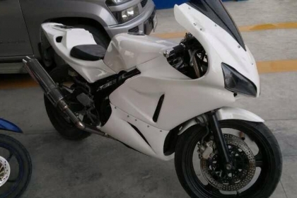 ขอระเบิดรถ cbr250-400 fz400