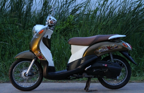 @@@ (  สตาร์ทมือ.. หัวฉีด...ช้า...อด ) ขาย ฮอนด้า WAVE 125 i โฉมใหม่ ล่าสุดรถ  6 เดือน  ปี 2013 ราคา 36,000 บาท @@@