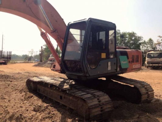 **880,000 บ.ต่อรอง**ขาย แบคโฮ HITACHI EX 200-3 เครื่องเดิมปั๊มเดิม ไฟฟ้าหน้าจอครบ แอร์เย็น บูมอาร์มไม่ปะไม่ดาม ช่วงล่างเต็มดี แน่น ทำงานไม่โหลด พร้อมใช้งาน สีสันดี สวย เอกสารเล่มทะเบียนครบ จัดแน็นท์ได้ ราคาต่อรองได้เด้อ พี่น้องครับ