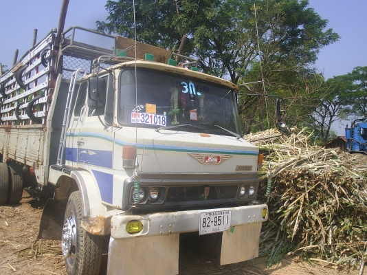 ขายหกล้อใหญ่พร้อมใช้