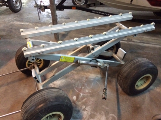 !!!! ร้าน GoForJet ขาย Jet Ski Dolly !!!!