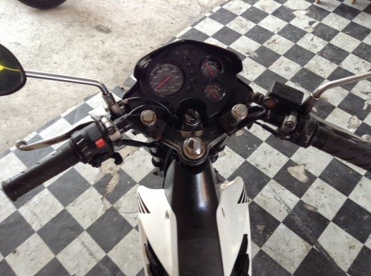 ขาย!!!โซนิค รุ่นท๊อปล้อแม็ก ปี45 รถเครื่องดีคับ มีเล่มทะเบียนครบ ภาษีไม่หมด