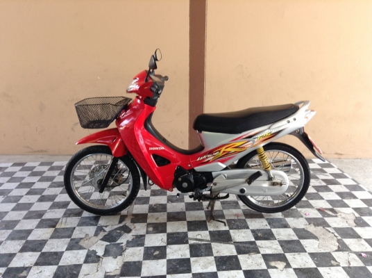 ขาย!!!เวฟ125R กุญแจใหญ่ ปี49 รถเครื่องดีคับ มีเล่มทะเบียนครบ ภาษีไม่หมด