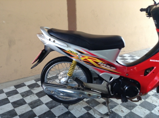 ขาย!!!เวฟ125R กุญแจใหญ่ ปี49 รถเครื่องดีคับ มีเล่มทะเบียนครบ ภาษีไม่หมด